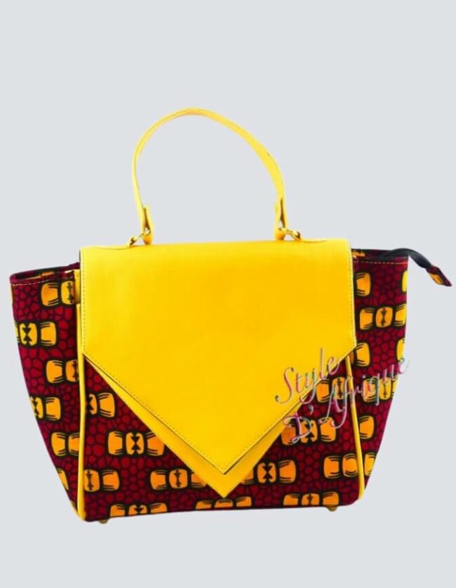 sac à main pochette wax africain ethnique sac kente sac à main bogolan sac à main en pagne africain sac de luxe africain sac africain bandoulière sac wax sénégal sac en pagne africain sac cabas africain sac à main wax et cuir sac à main wax et cuir sac wax sénégal sac cabas wax sac wax paris sac à main en pagne africain