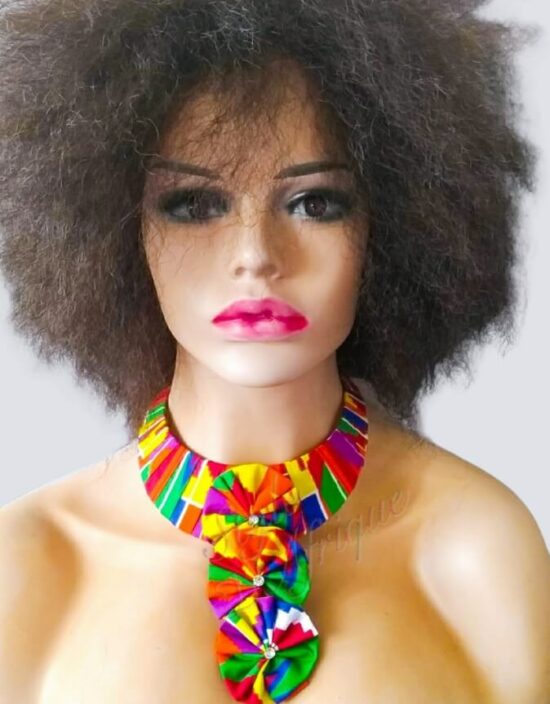 Collier 3 fleurs KENTE, collier KENTE ras de cou fleurs wax africain. collier ras de cou bouton wax africain. collier 3 rangs africain wax. collier ras de cou wax africain ethnique. bijoux collier wax femme africaine, bijoux fantaisie, breloque africaine, bijoux ethniques, collier bohème, collier traditionnel chic